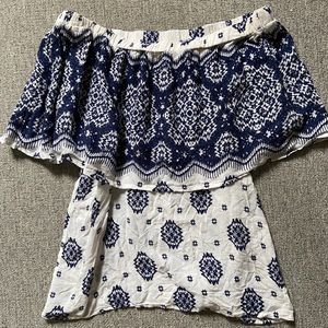 Flowy off-the-shoulder/tube top